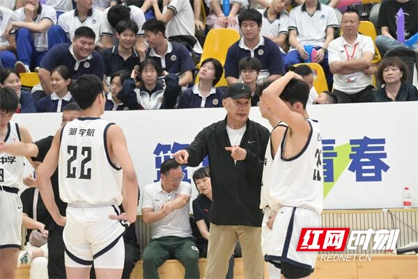 如何借助专业篮球教练提升个人声誉_0